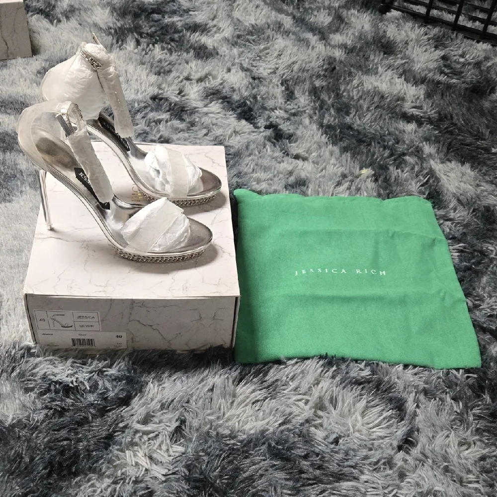 Jessica Rich - Elegant Silver Chain Detail Heels. New In Box Size EU 40/US 10 - Picture 4 of 6